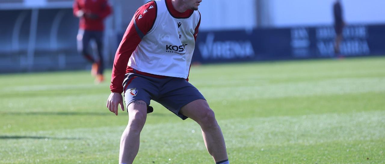 Fotos del entrenamiento de Osasuna y de la rueda de prensa de Lisci de este viernes 28 de noviembre