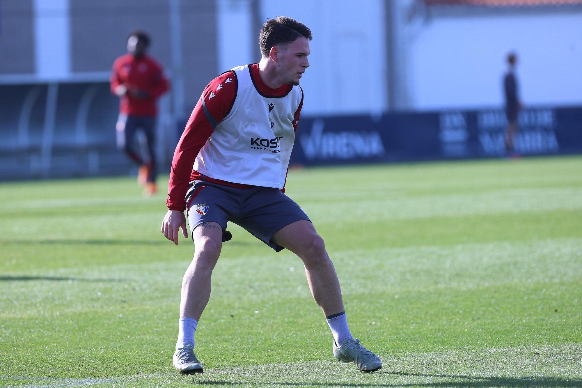 Fotos del entrenamiento de Osasuna y de la rueda de prensa de Lisci de este viernes 28 de noviembre