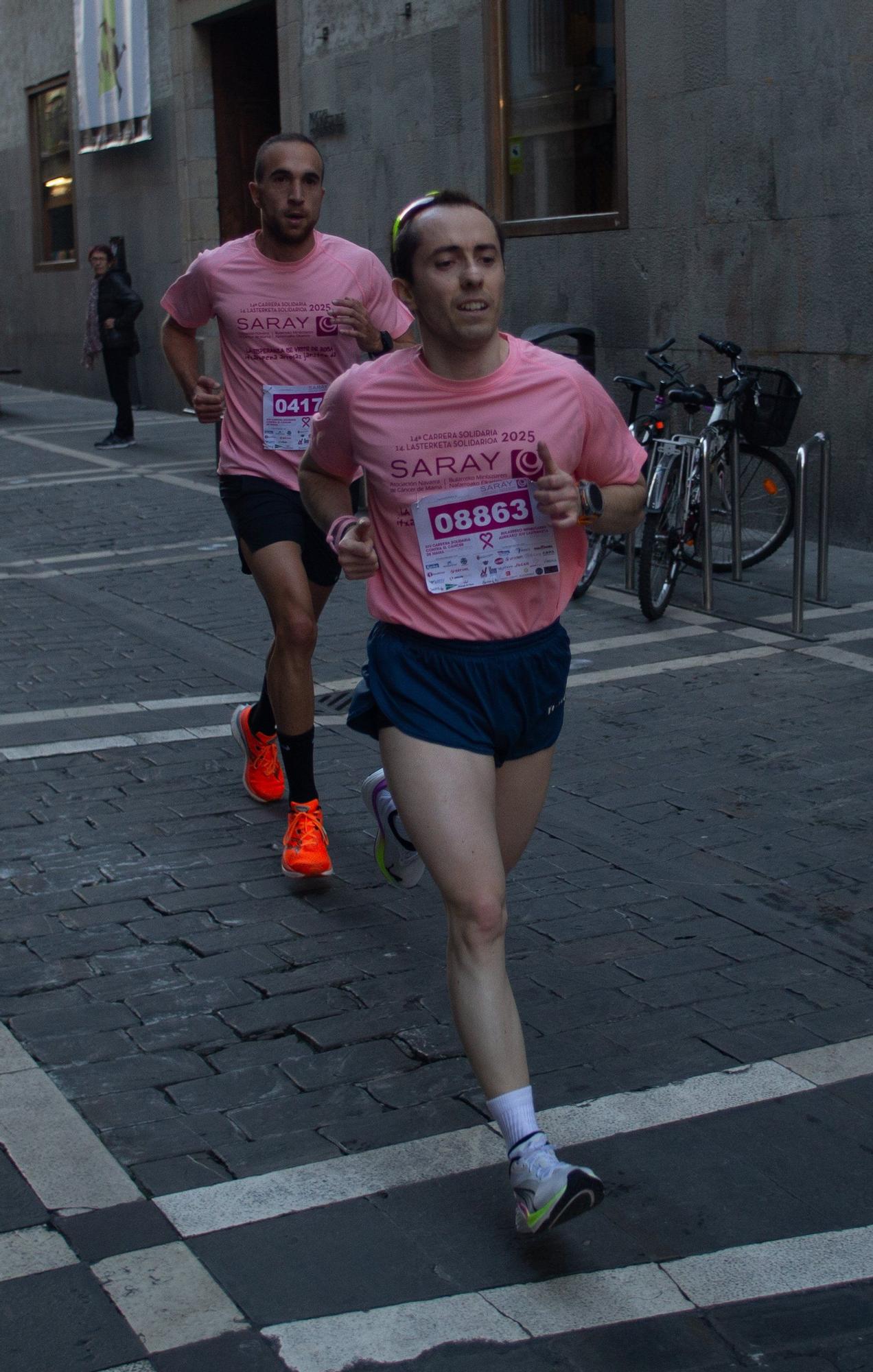 Fotos de la Carrera contra el Cáncer de Mama de Saray en Pamplona 2025