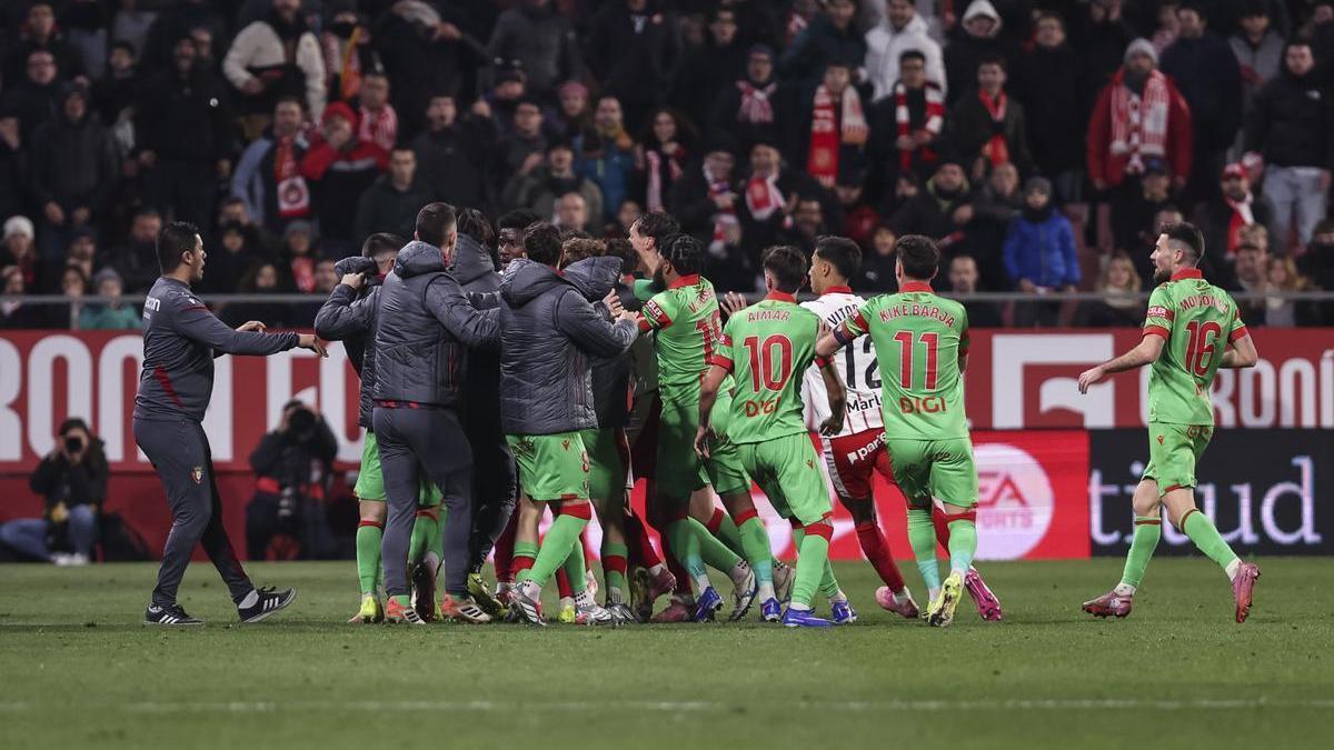 Girona-Osasuna: tangana final entre los dos equipos