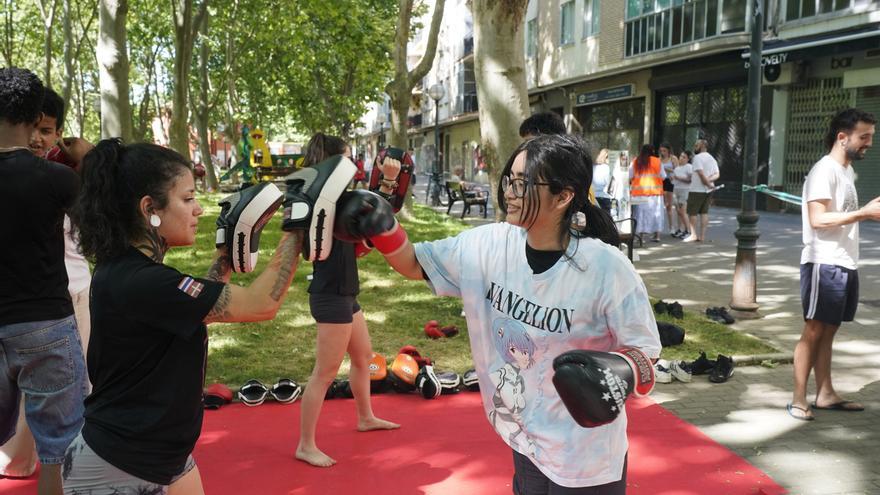 El centro cívico El Pilar celebra sus 20 años a pie de calle