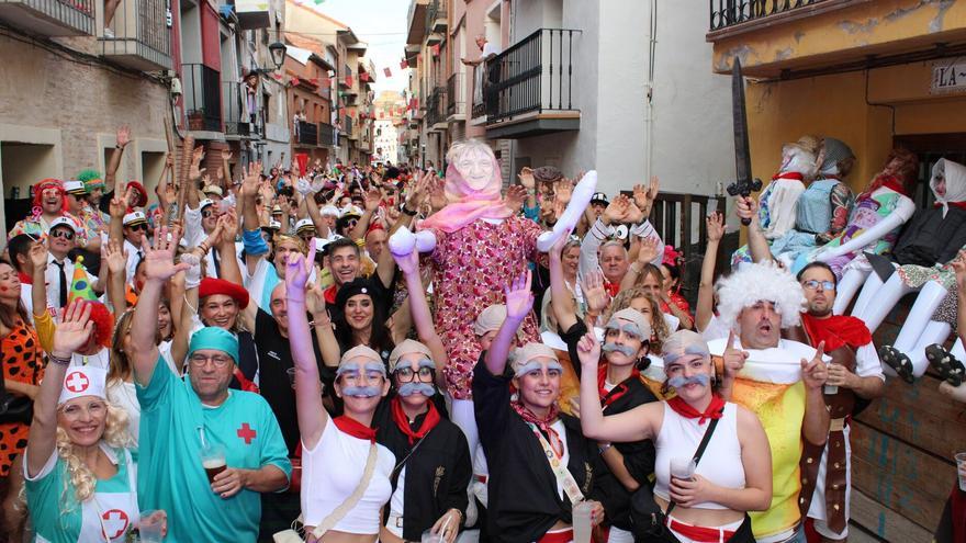 Multitudiario tardeo de disfraces en Ablitas