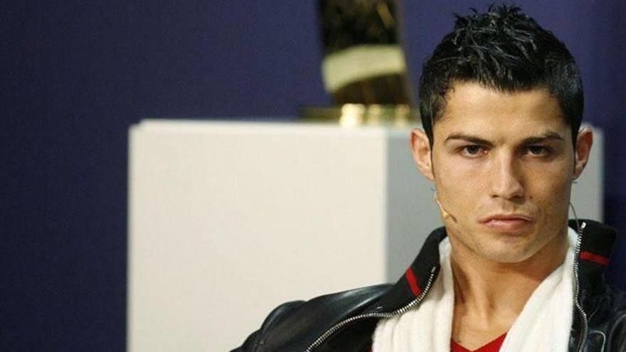 Cristiano Ronaldo se encara con la prensa