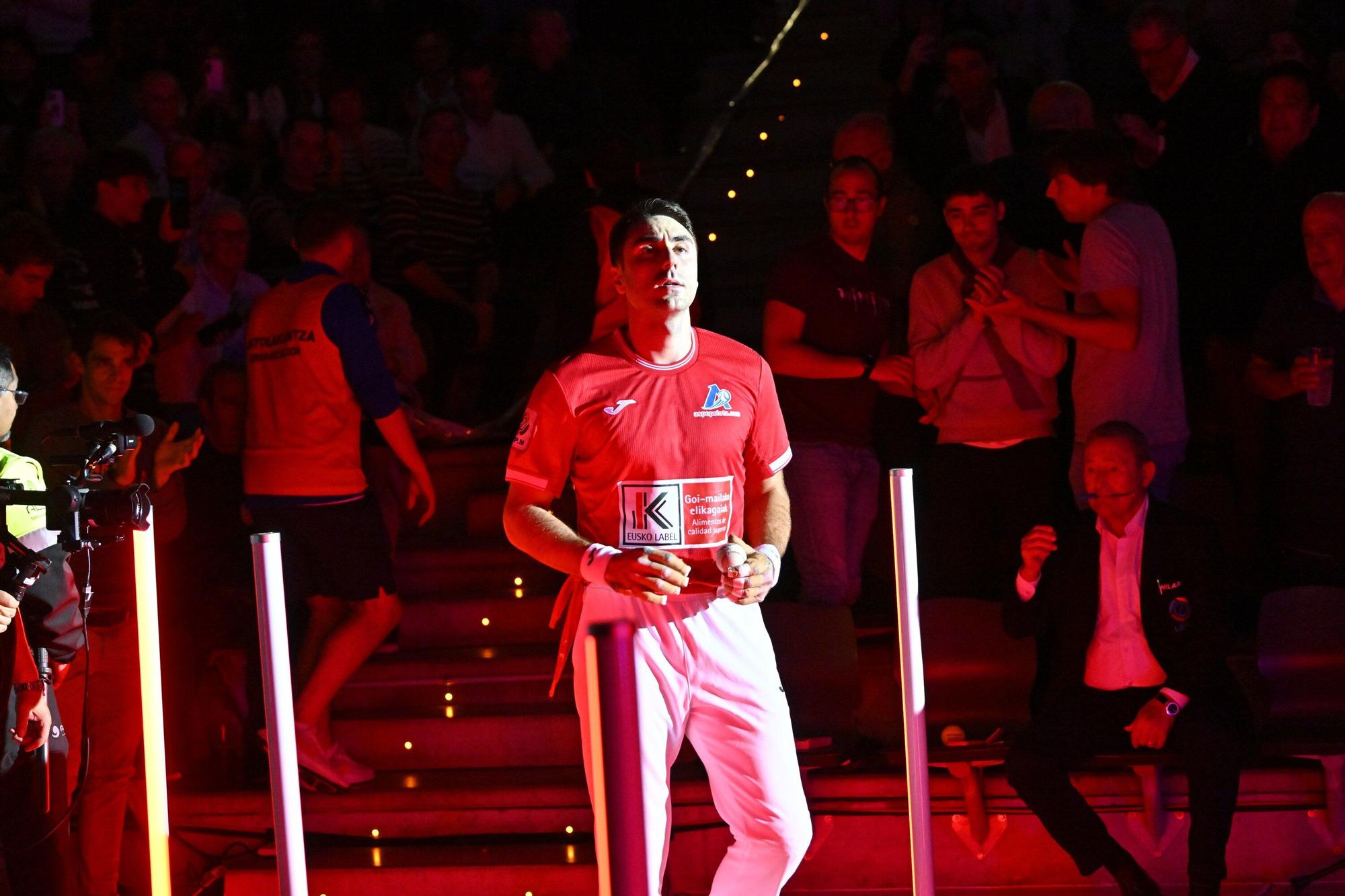 En imágenes: Etxeberria se hace con su primera txapela del Cuatro y Medio en Bilbao (22 - 11)