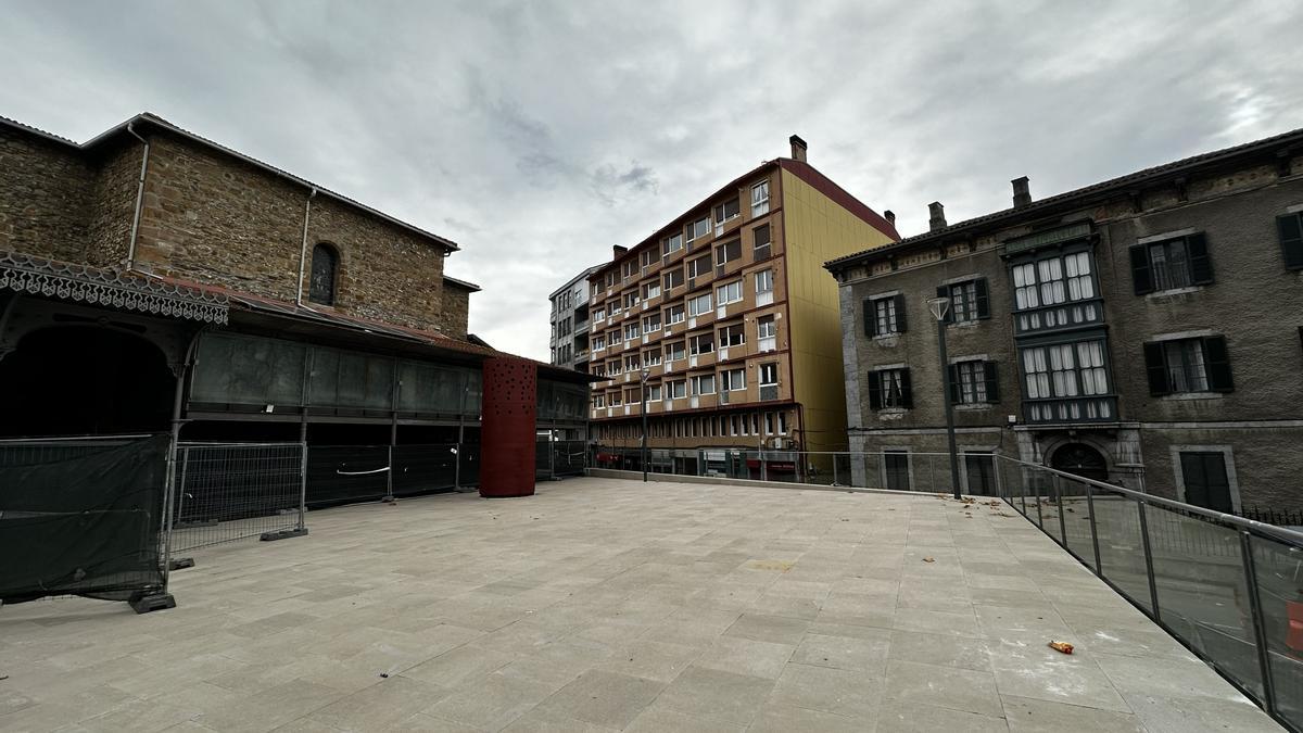 Terraza superior Plaza de Abastos en Laudio