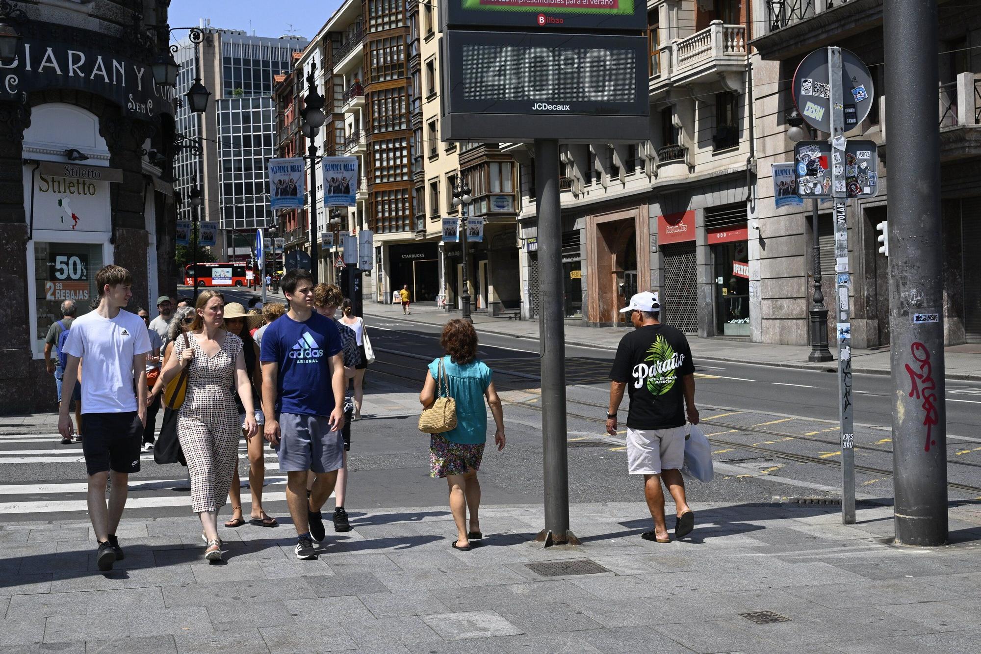 En imágenes: Bizkaia, en alerta por calor extremo: hasta 38 grados en el interior