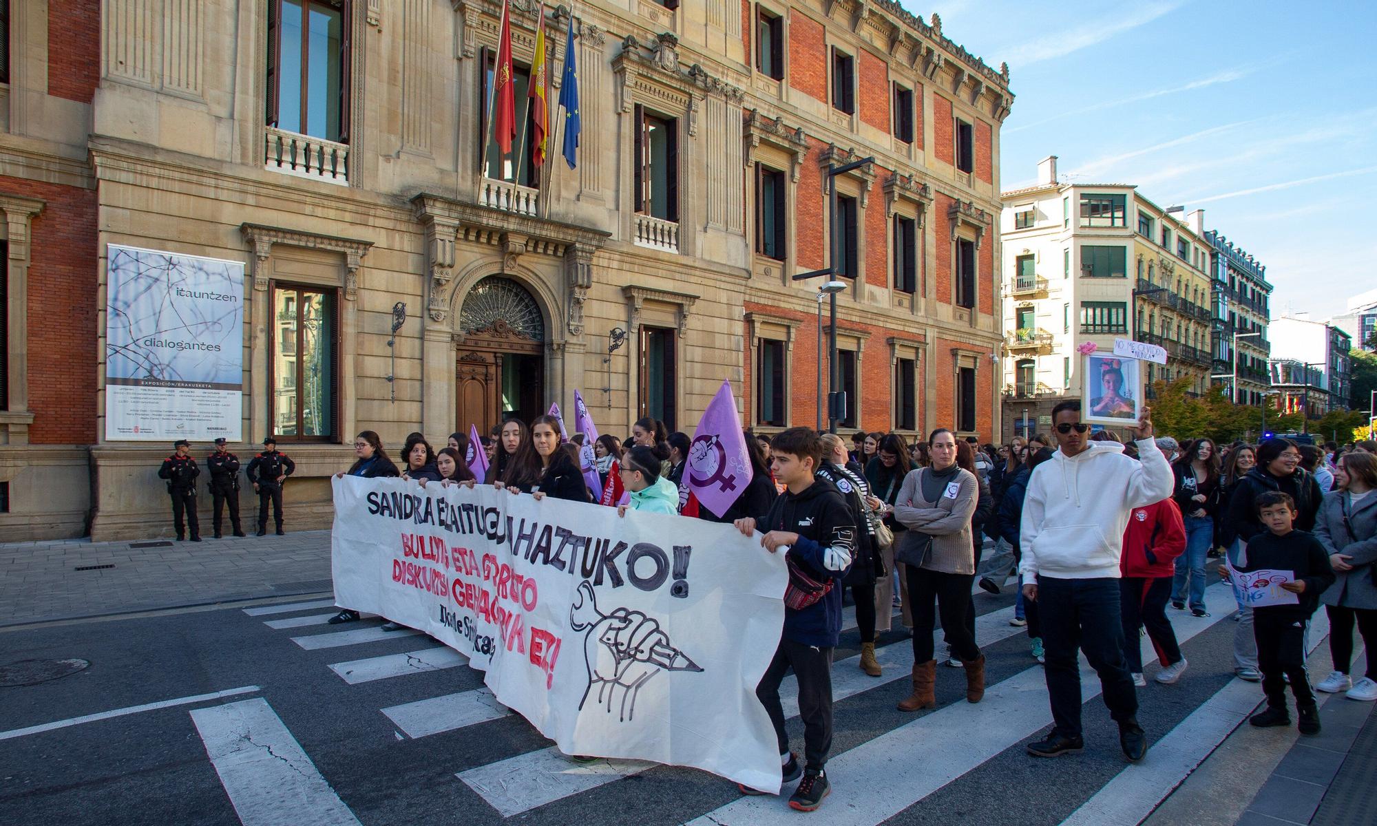 Protesta estudiantil en Pamplona por la muerte de la joven Sandra Peña