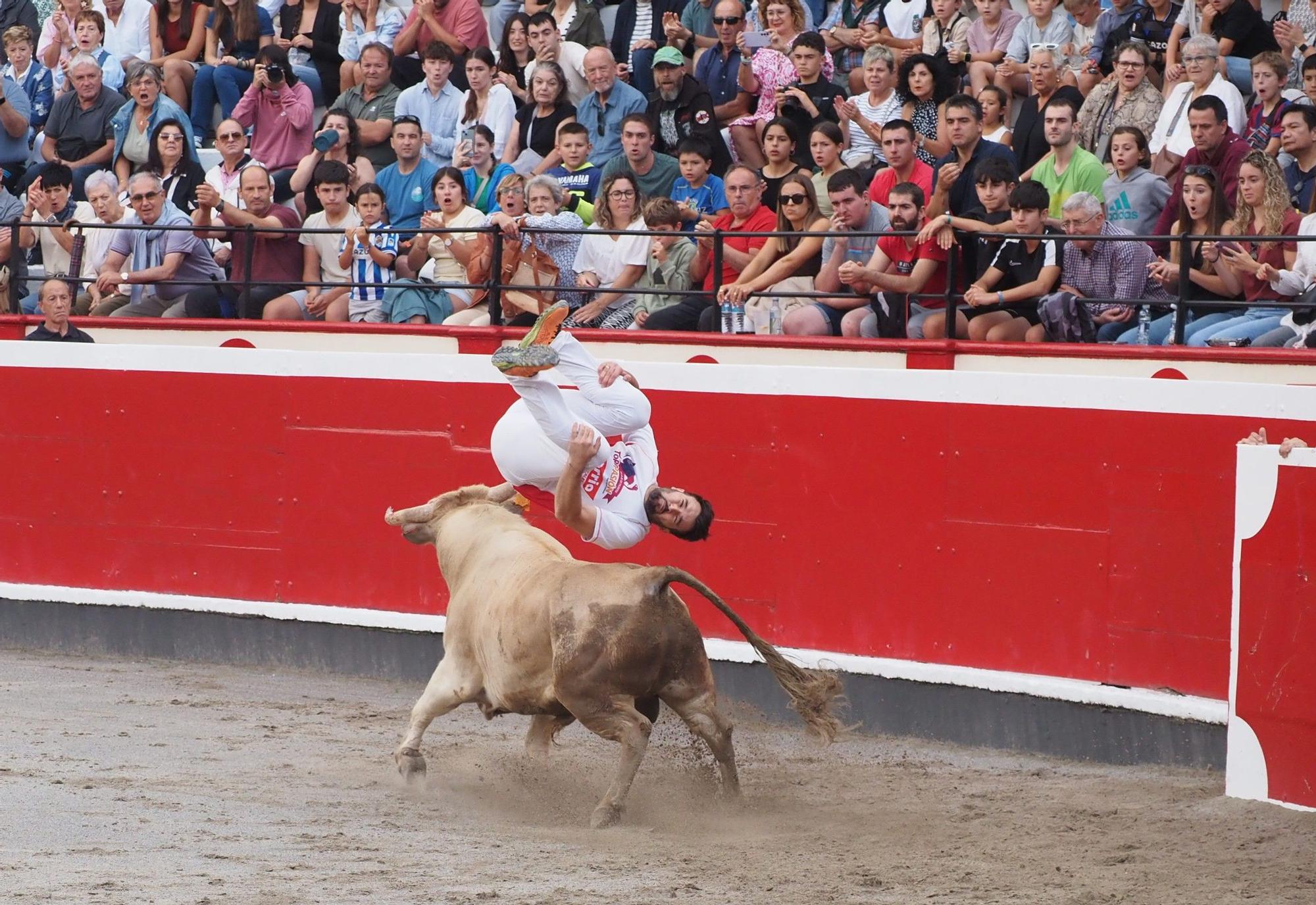 El extremeño Israel Pérez 'Ruso' se estrena con victoria en el Campeonato de Recortadores de Azpeitia