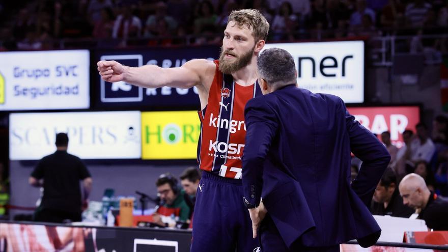 Radzevicius, citado por Lituania con su futuro en el aire