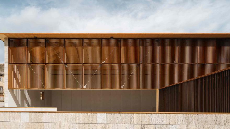 Frontón Maeztu, ‘congratulations’