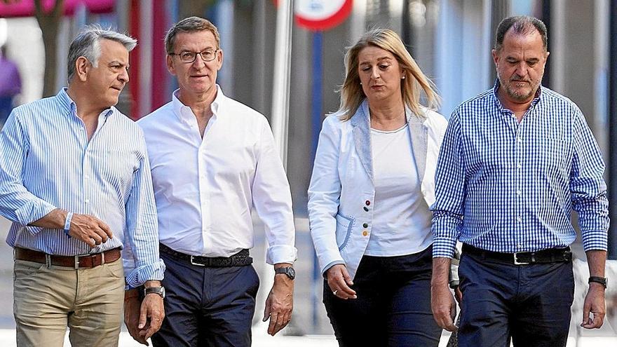 Feijóo promete respeto al pueblo vasco mientras pacta con Vox y recentraliza