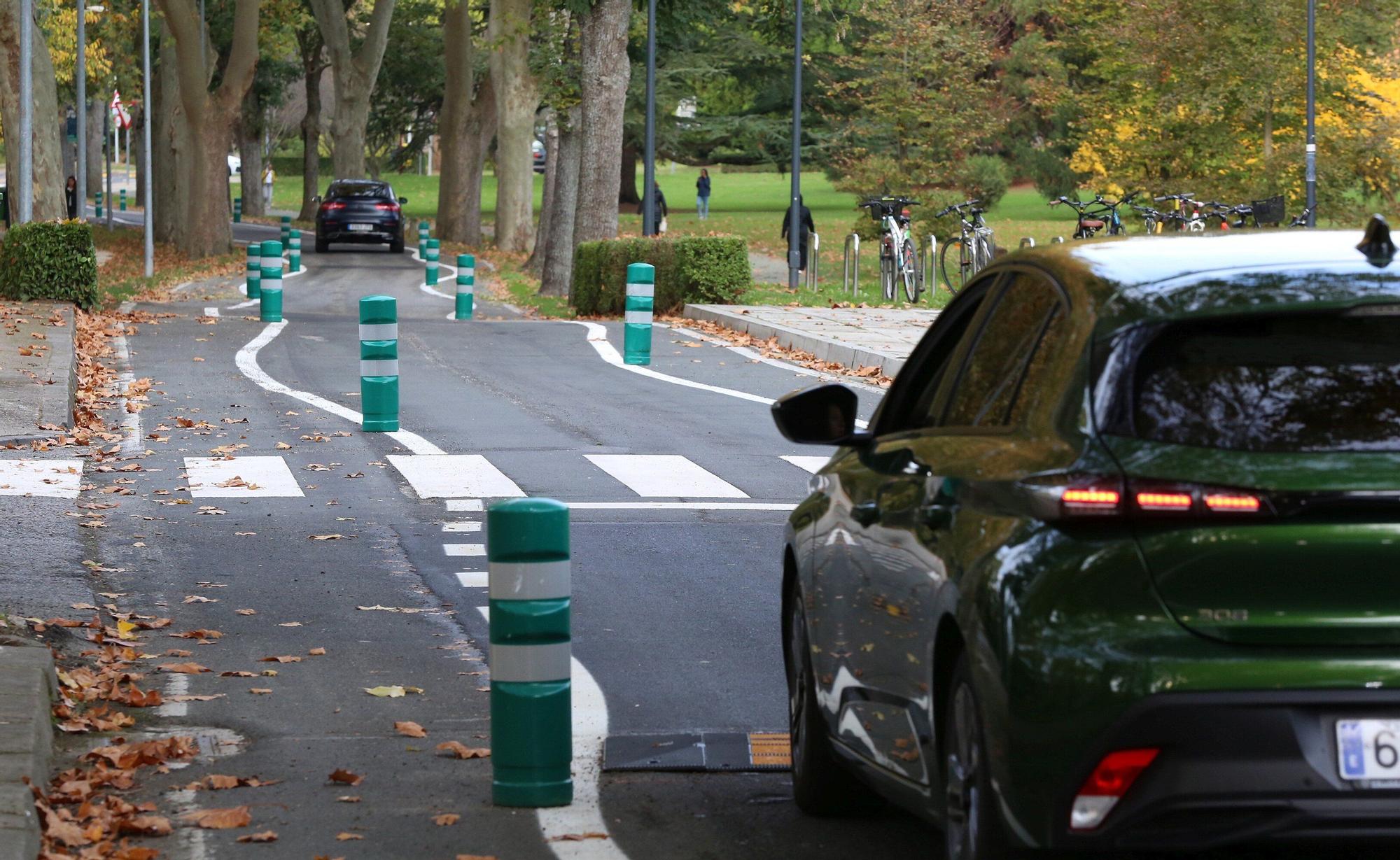 Fotos del nuevo trazado en la carretera de la Universidad de Navarra