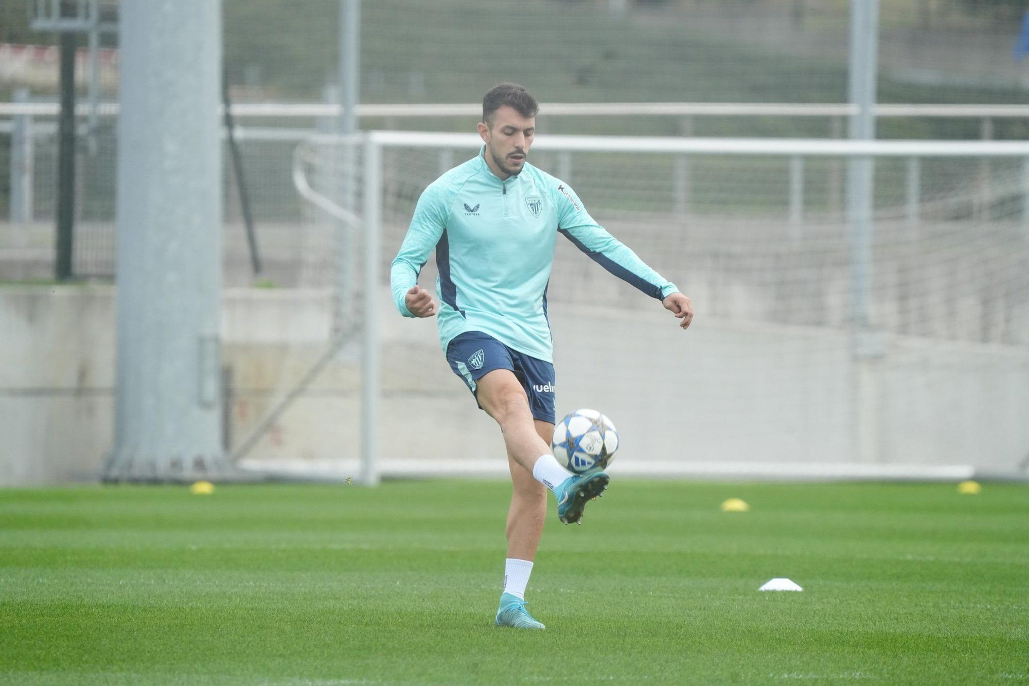 En imágenes: el Athletic empieza a preparar el partido ante el Borussia Dortmund