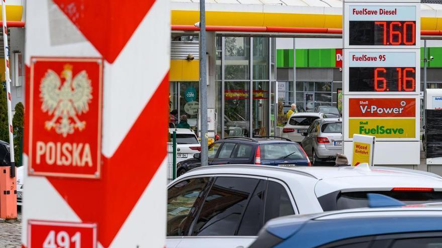 Bruselas llama a los países de la UE a tomar medidas para ahorrar combustible