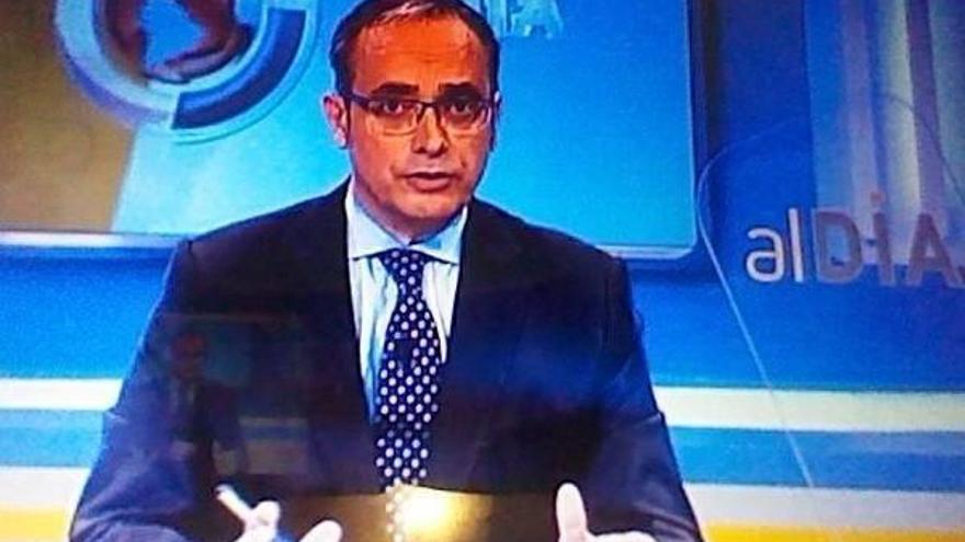 El sudor juega una mala pasada a Urdaci en su debut en 13TV