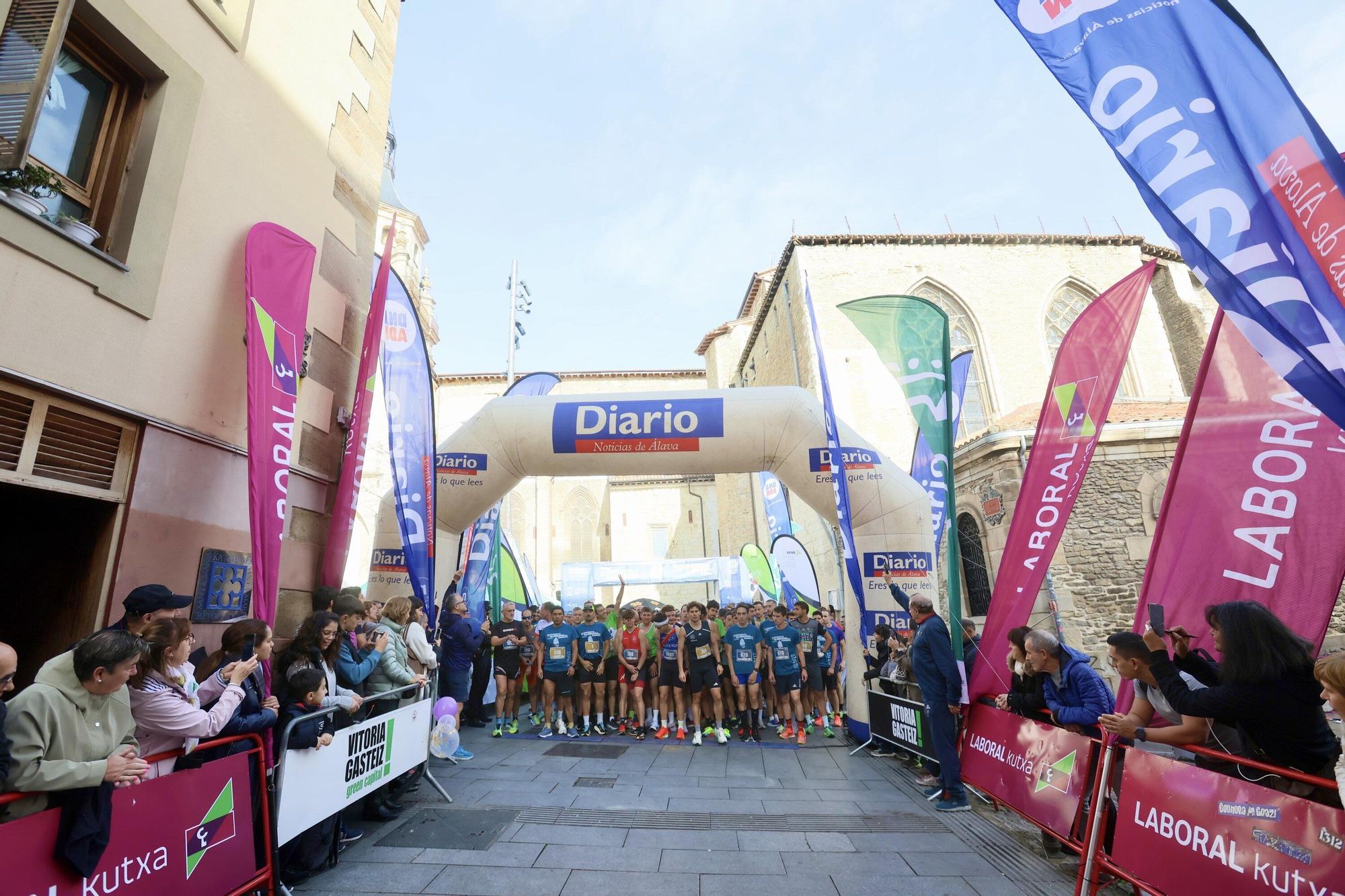 En imágenes: Buen tiempo y buen ambiente en la Conquista de la Almendra (¡Búscate en las fotos!)