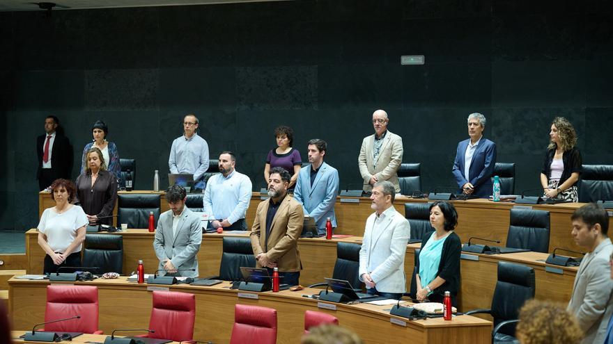 Fotos del pleno del Parlamento de Navarra este jueves, 18 de septiembre