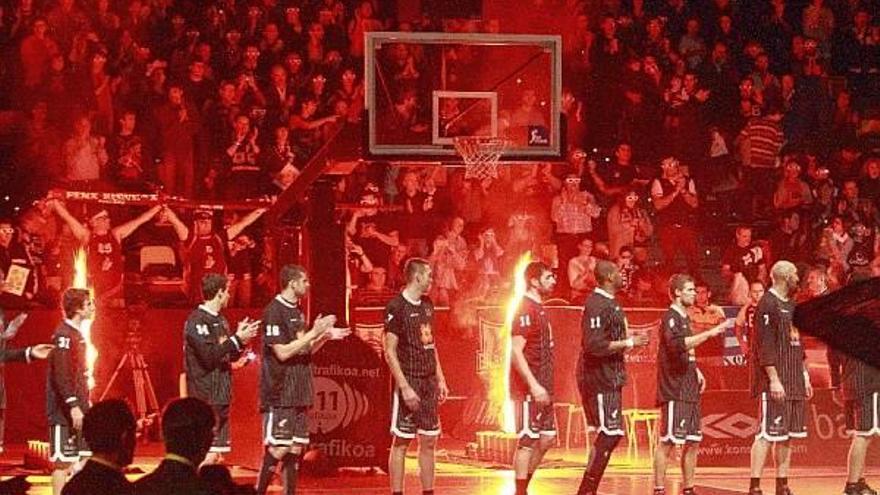 El Bilbao Basket quiere potenciar el miércoles el &#039;efecto Miribilla&#039; en el Bilbao Arena