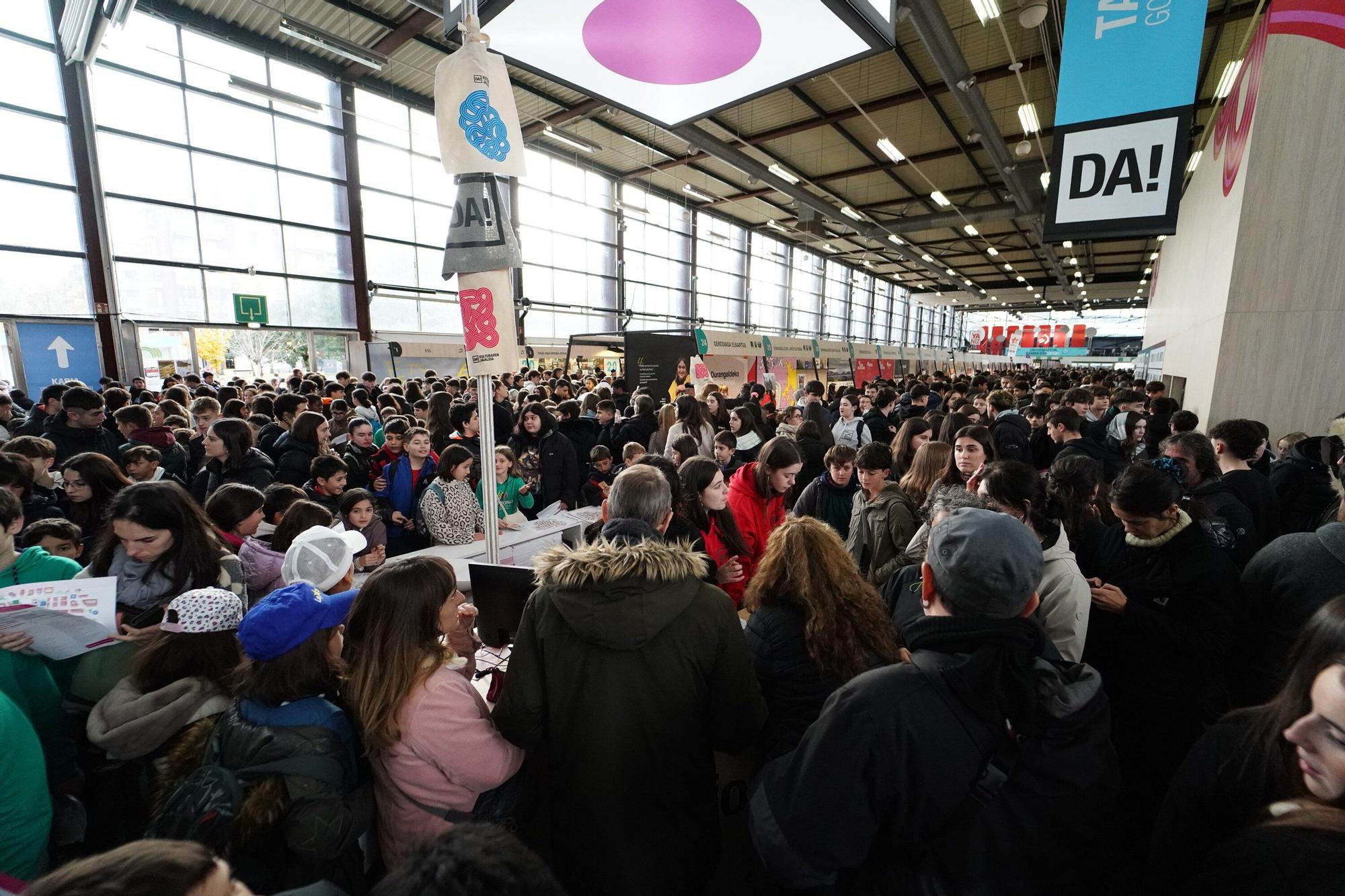 Durangoko Azoka: abre la cita cultural más importante con el Ikasle Eguna