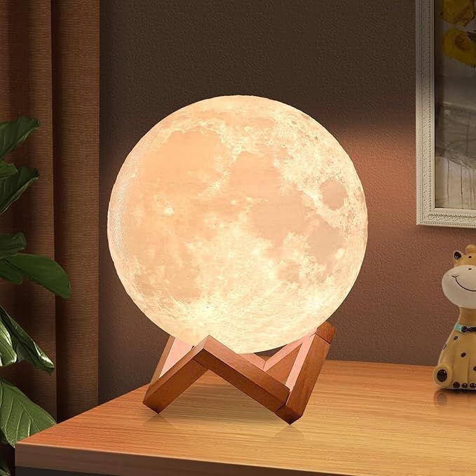 Lámpara que recrea la superficie de la luna.