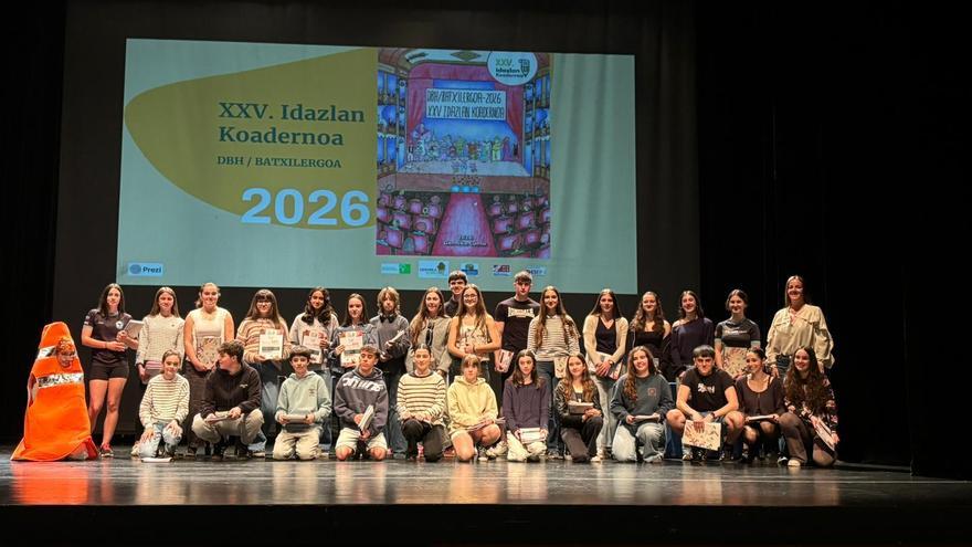 El proyecto Idazlan Koadernoa de Gernika recoge 60 textos de estudiantes en su 25 aniversario