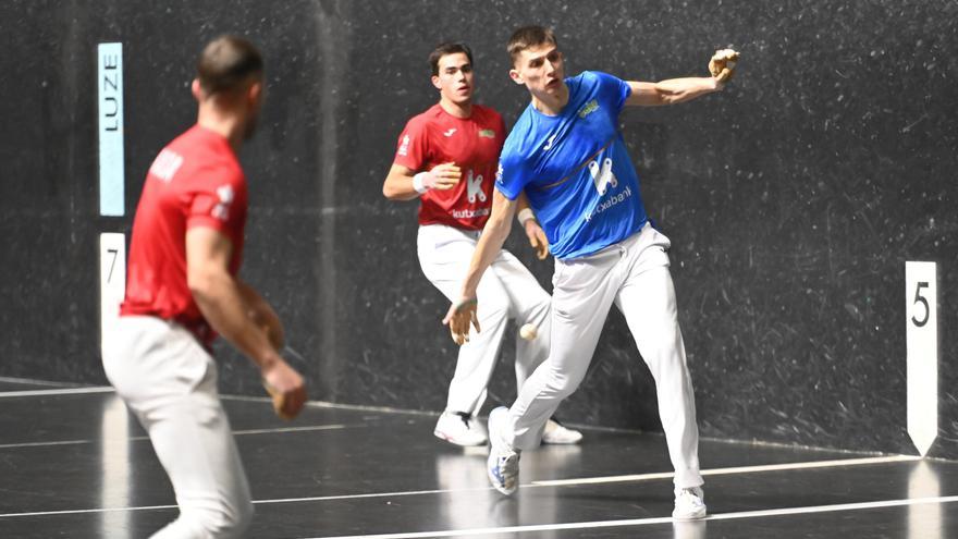 Unax Landa, llegar y besar el santo en el Parejas de Primera