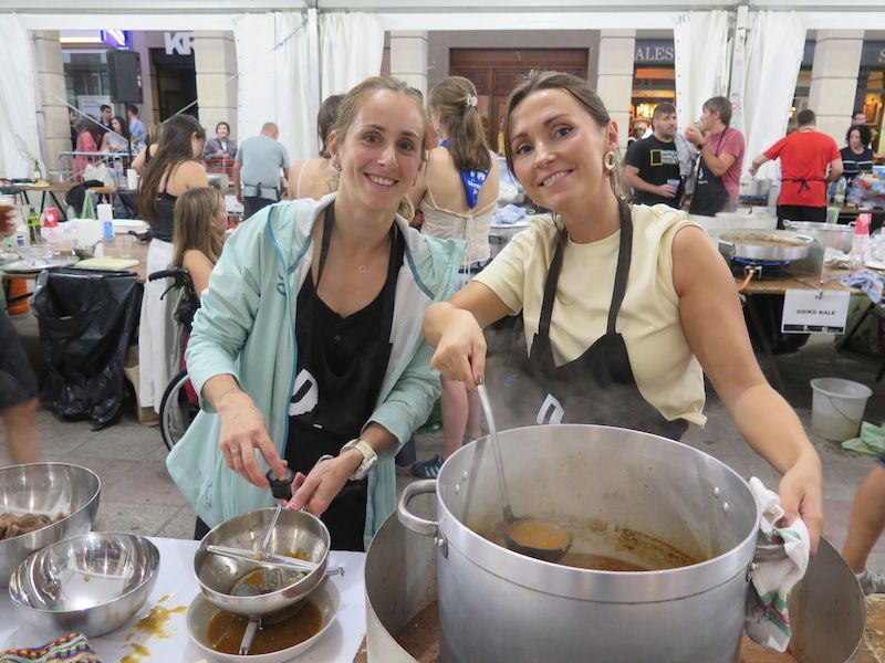 Los urretxuarras lo dan todo en las fiestas de Santa Anastasia