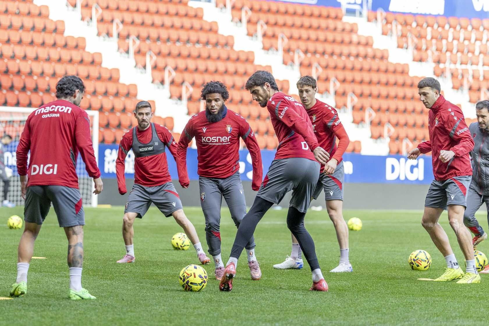 Osasuna prepara en El Sadar el partido del sábado ante el Barça