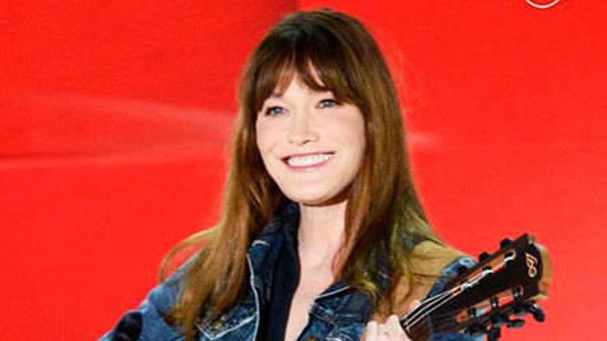 Bruni: &quot;Soy feliz dedicándome otra vez a la música&quot;