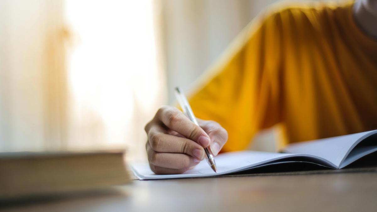 El caso de las jóvenes violadas en Erripagaña lo tiene todo.