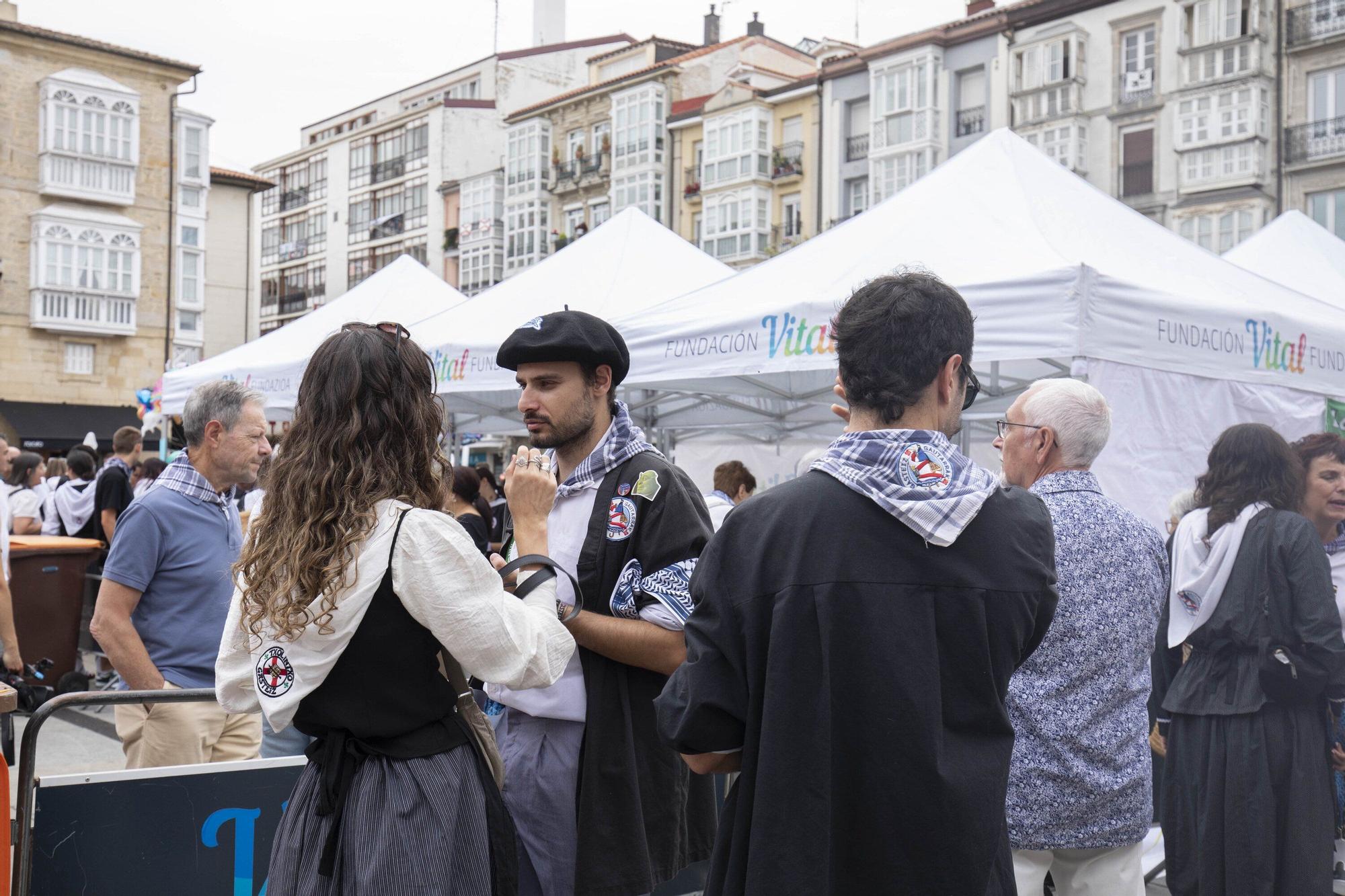 En imágenes: La fiesta continúa en las calles de Gasteiz este 6 de agosto