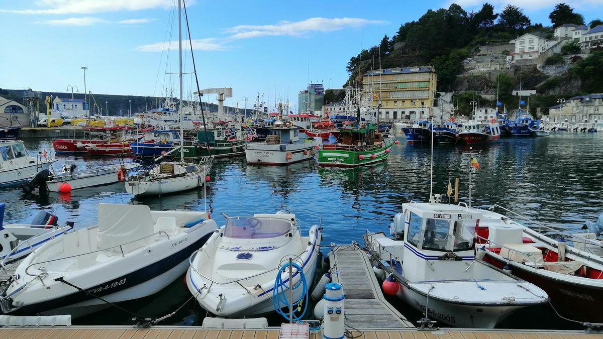 La esencia de Luarca en su puerto