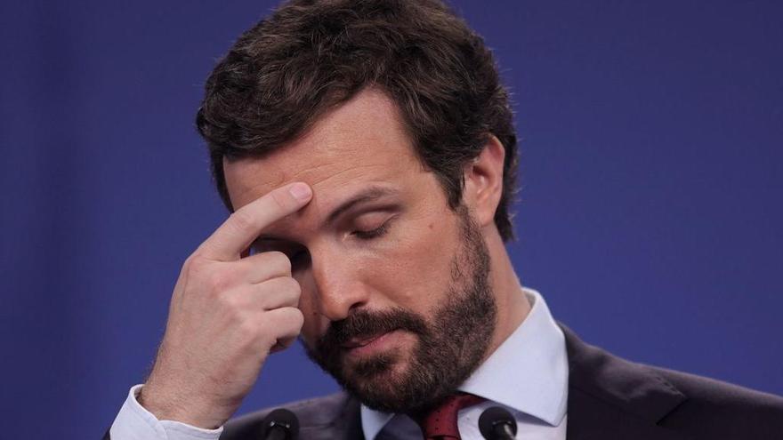 Váyase, señor Casado (y deje paso a la emperatriz Ayuso)