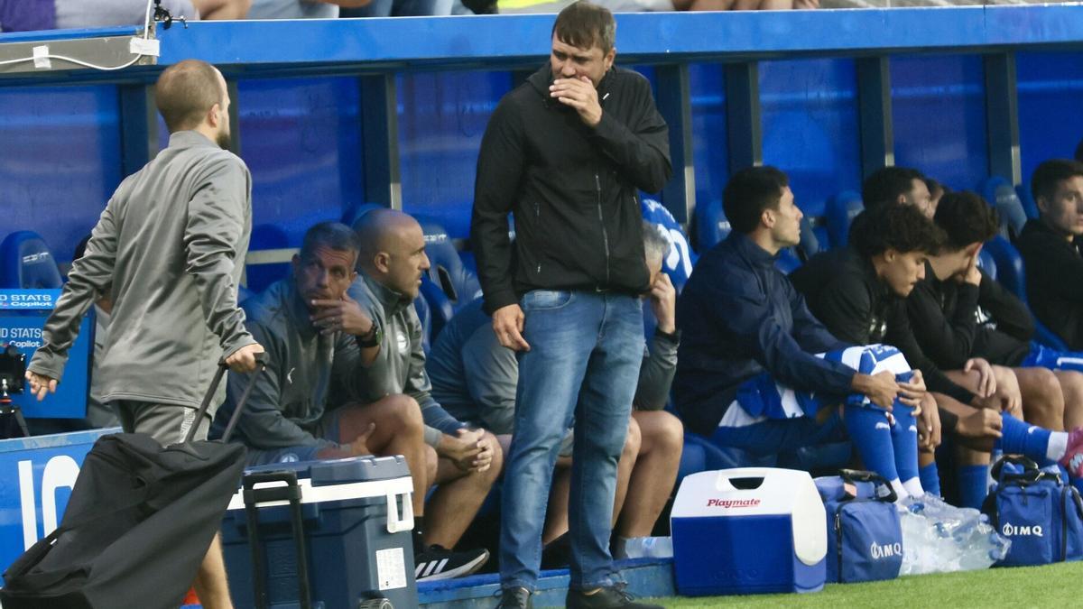 Eduardo Coudet, durante el Alavés-Sevilla.