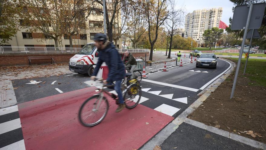 Este 2026 Pamplona ha realizado 18 inspecciones de las vías ciclistas: bolardos rotos, pintura levantada...