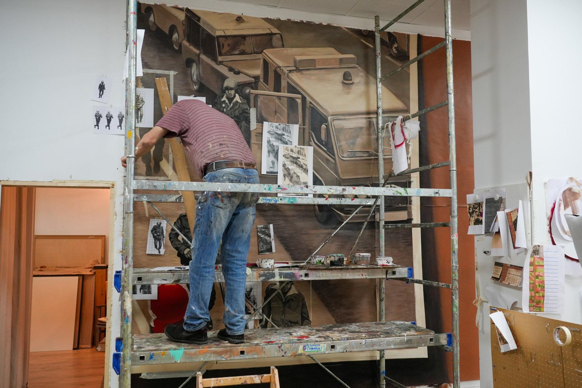 En imágenes: La colaboración ciudadana hace posible el mural del 3 de Marzo
