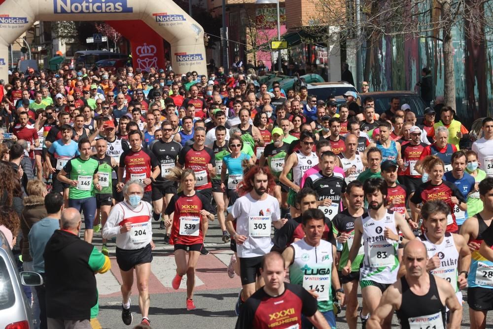 Imágenes de la carrera de Hiru Herri en Huarte este domingo