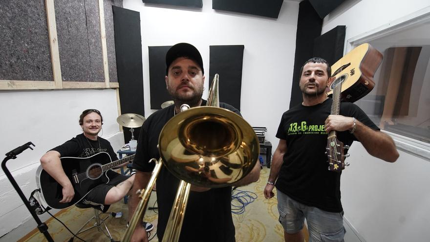 La Txama, de concierto en concierto, este domingo en Zarautz: &quot;Queremos que en nuestros conciertos todo el mundo esté feliz y se lo pase bomba&quot;