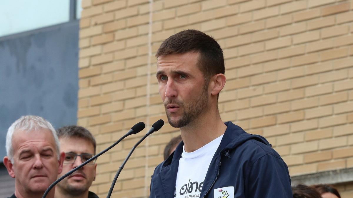 Oier Sanjurjo, en el Nafarroa Oinez 2025 en Villava-Atarrabia. Oier Sanjurjo, en el Nafarroa Oinez 2025 en Villava-Atarrabia.