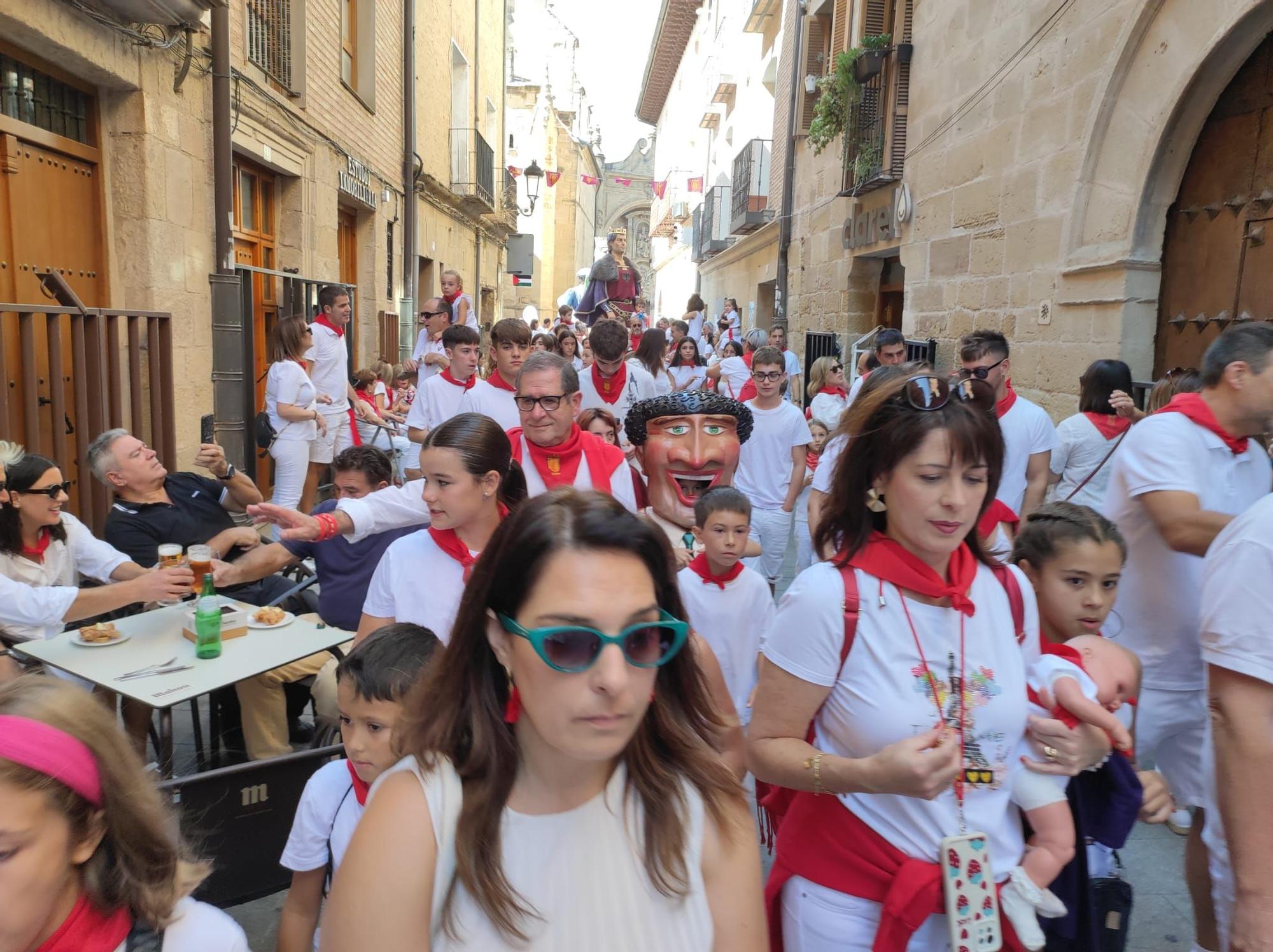 Fotos del cohete de fiestas de Viana 2025