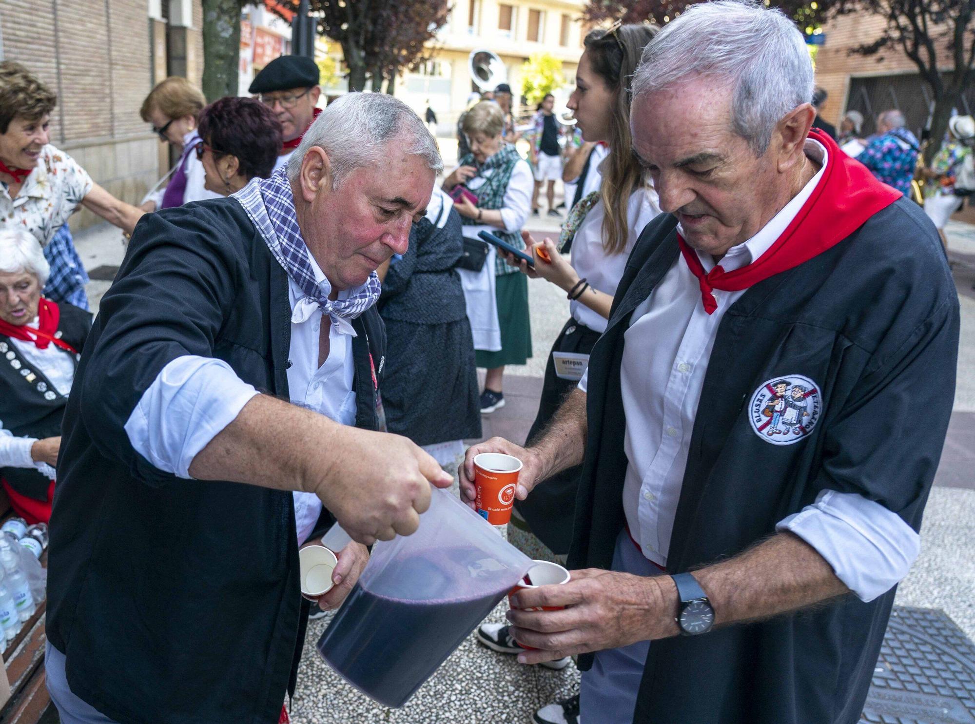 En imágenes: Blusas y neskas veteranos celebran su día en La Blanca