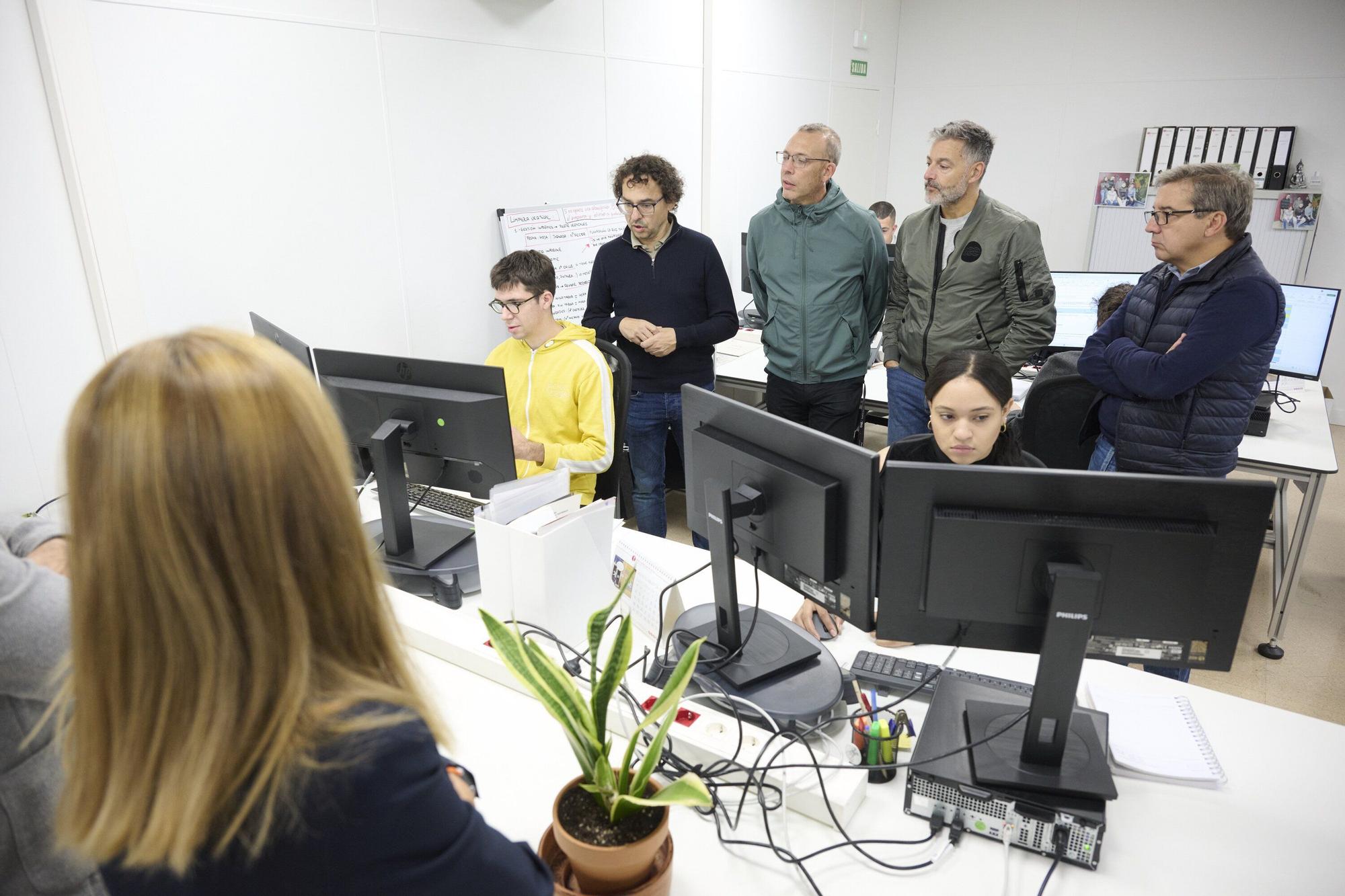 Visita municipal al Centro Ocupacional Ibaiondo