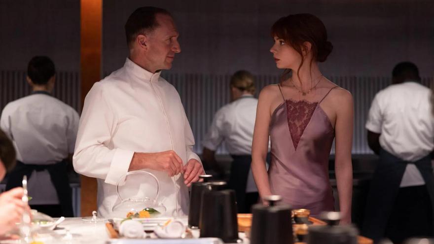 Crítica de cine de &quot;El menú&quot;: Hamburguesafilia