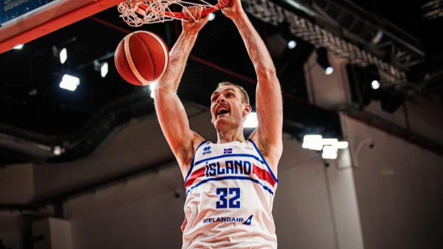 Los internacionales del Surne Bilbao lucen con sus selecciones