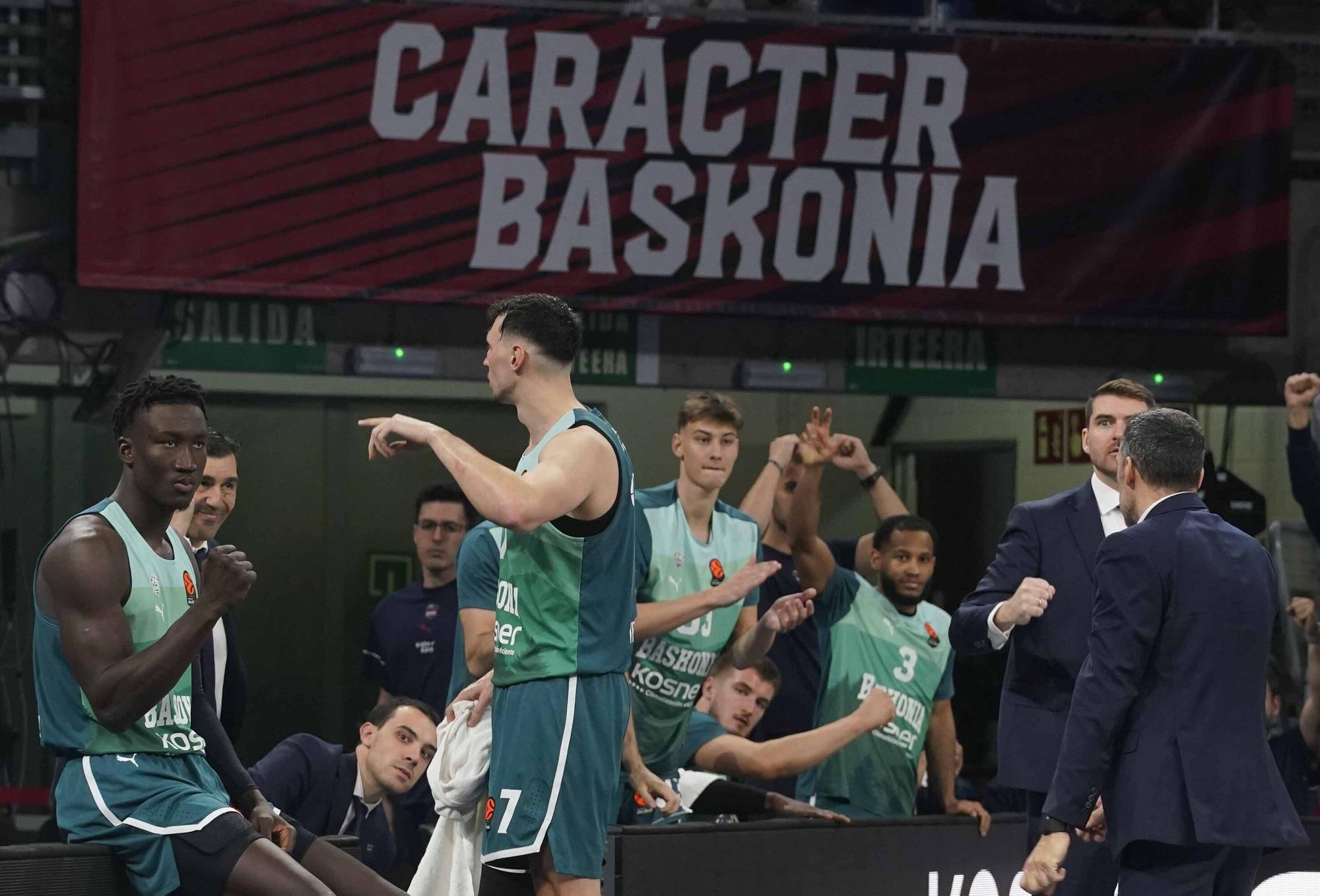 Las mejores imáganes del Baskonia 86-75 Anadolu Efes