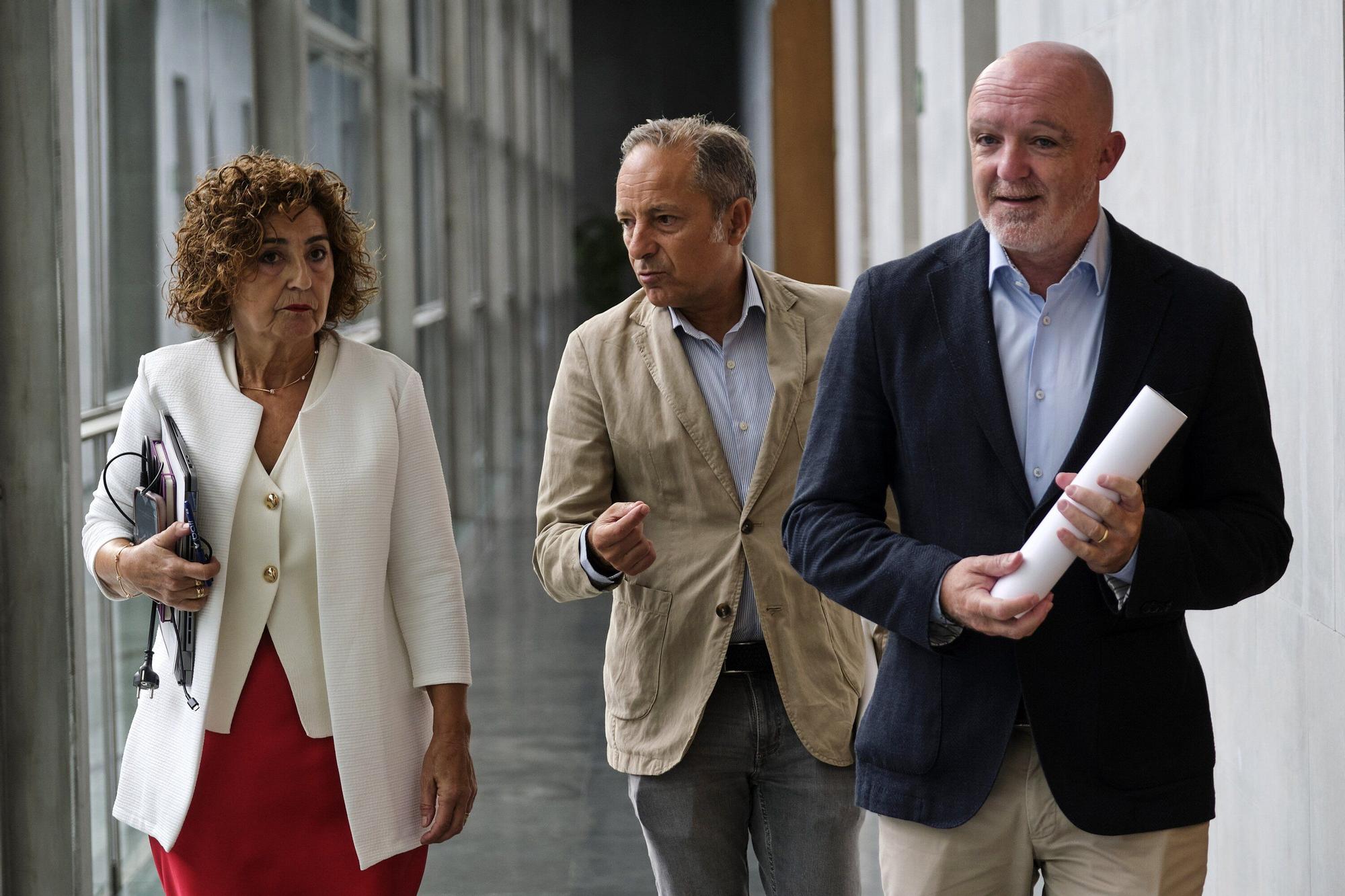 Fotos de la Mesa y Junta de Portavoces del Parlamento de Navarra (01/09/2025)