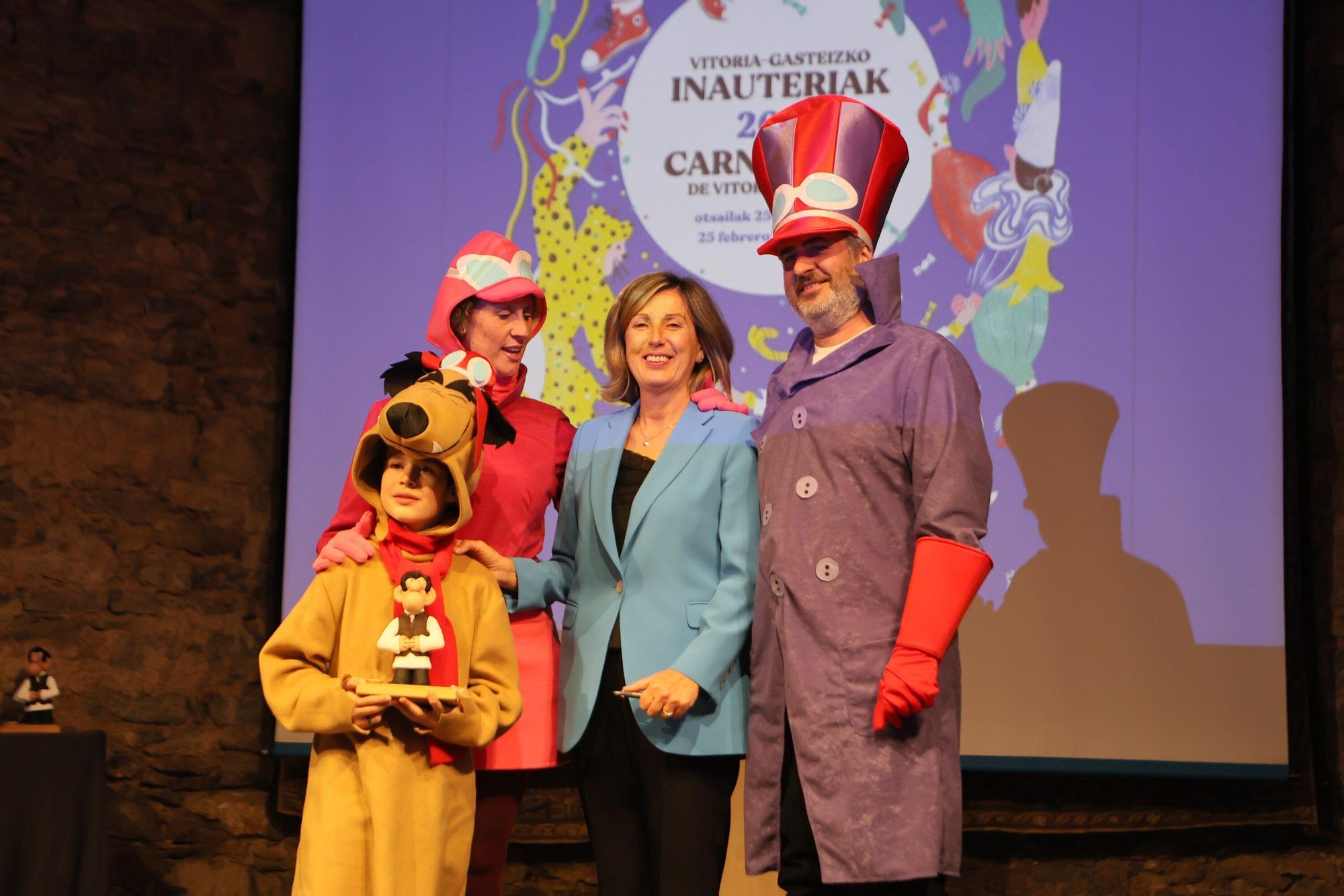 En imágenes: Presentación de Carnaval de las comparsas en el Palacio Villa Suso