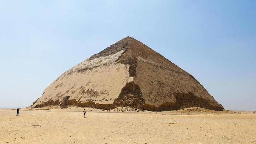 Complicado rescate de una turista española atrapada en una pirámide de Egipto