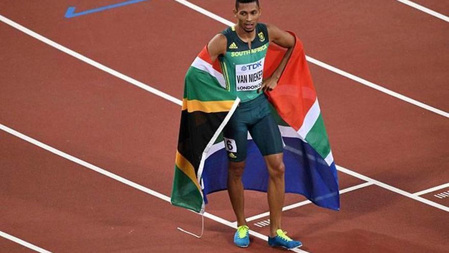 El sudafricano Van Niekerk se pasea en la final