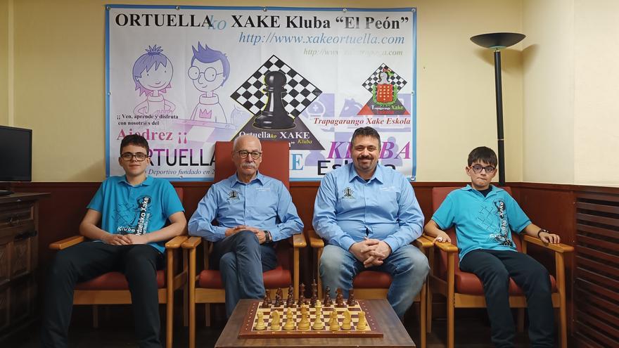 Los Etxeberria; tres generaciones  y un mismo equipo de ajedrez